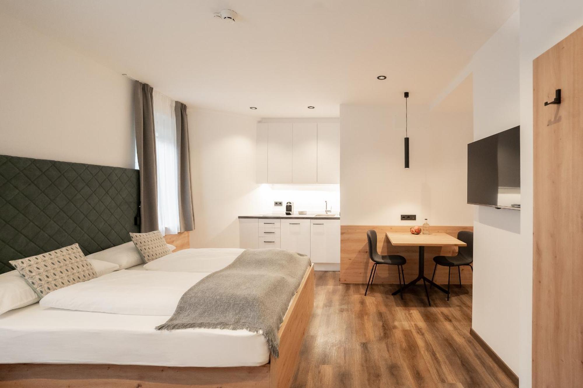 Feichter Hotel & Bistro Bolzano Pokoj fotografie